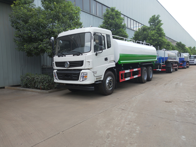 20����ˮ܇�N�����ģ�������ˮ܇�S�҃r�񣬖|�L20����ˮ܇�����X