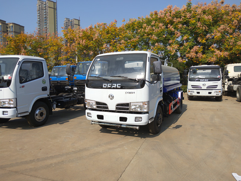 東風灑水車 東風灑水車