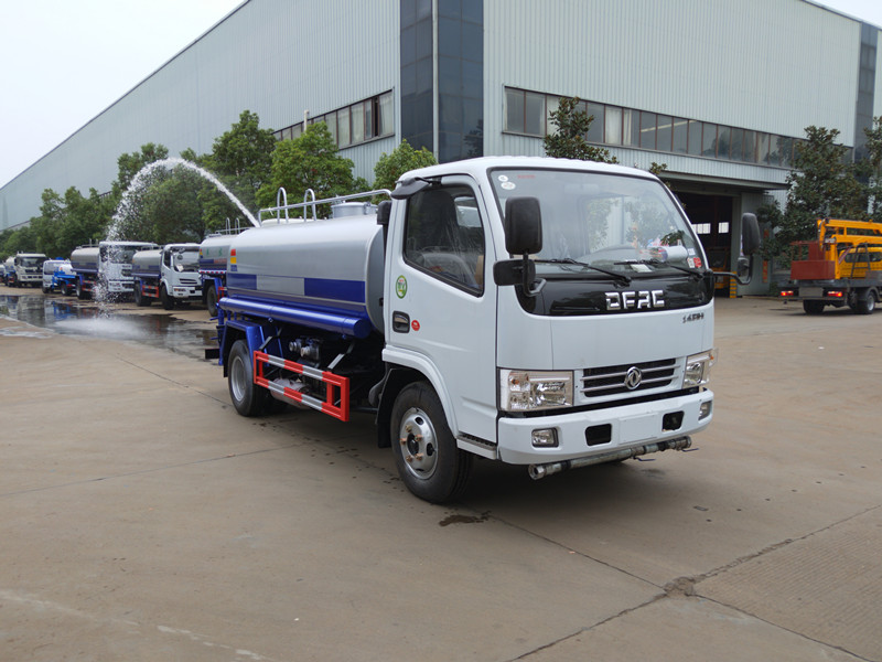 程力8噸灑水車(chē)-8噸灑水車(chē)廠家價(jià)格-程力灑水車(chē)生產(chǎn)廠家 程力8噸灑水車(chē)-8噸灑水車(chē)廠家價(jià)格-程力灑水車(chē)生產(chǎn)廠家