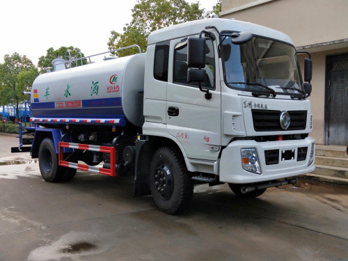 ������ˮ܇��������ˮ܇��(b��o)�r(ji��)�������|�L(f��ng)��ˮ܇�S���N��