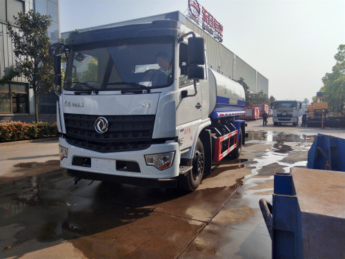 �|�L(f��ng)�������{��5���F�ڞ�ˮ܇-������ˮ܇���a(ch��n)�S��