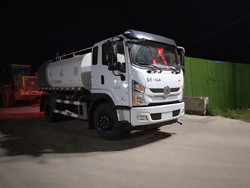 �|�L(f��ng)������10�����̞�ˮ܇�����Xһ�v-������ˮ܇���a(ch��n)�S��