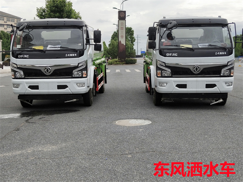 東風(fēng)8噸灑水車 東風(fēng)8噸灑水車