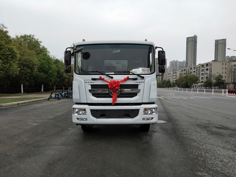 ����12����ˮ܇����-D9��ˮ܇�r��-�|�L����D9��ˮ܇�S��ֱ�N