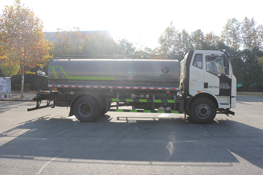10噸灑水車 10噸灑水車